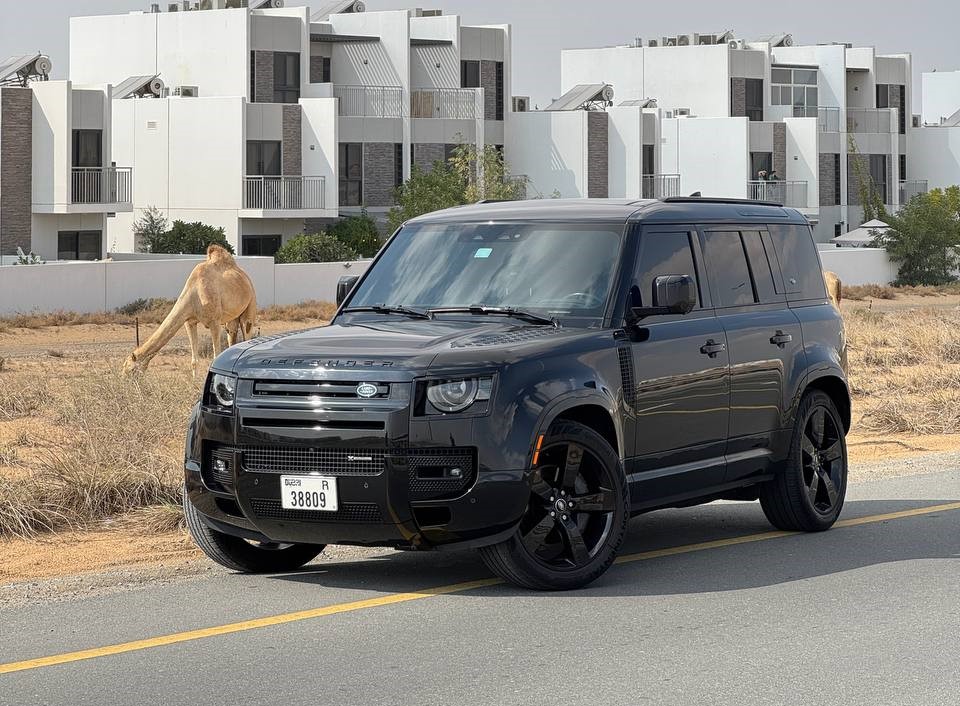 Land Rover Defender P400